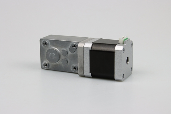 4 Leads Nema 17 Geared Stepper Motor 5.5kgCm 1.5A কারেন্ট শিল্পের জন্য